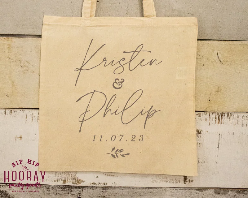 Insane Discount Onslaught Modern Wedding Monogram with Leaves Tote Bags, #3010 Trendy And Timeless Handbags Now On Sale Insane Discount Onslaught Modern Wedding Monogram with Leaves Tote Bags, #3010 Trendy And Timeless Handbags Now On Sale