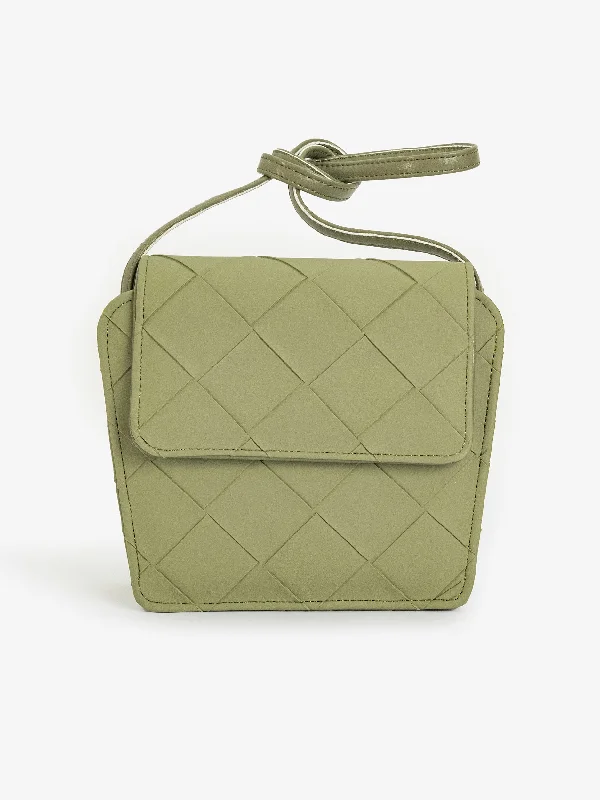 Criss Cross Pattern Handbag