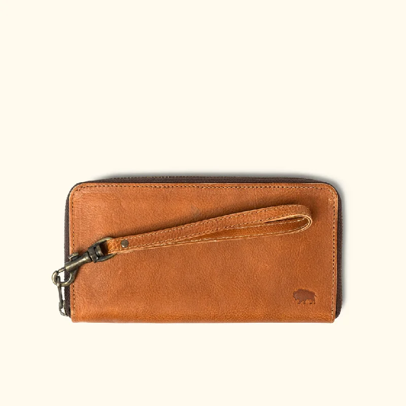 Madison Leather Wristlet Wallet | Saddle Tan