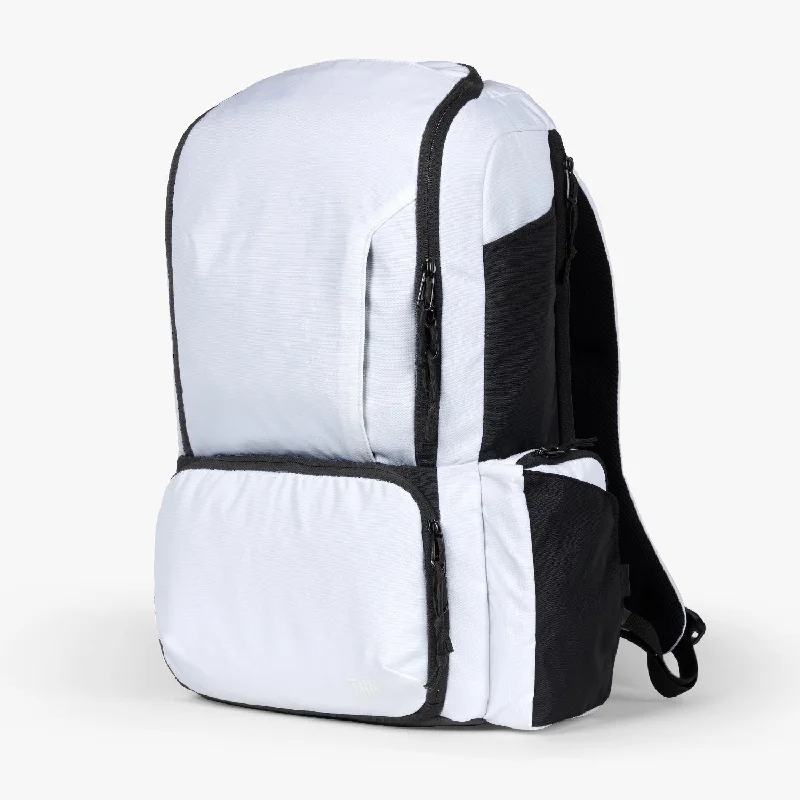 Expedition Diaper Bag Arctic White